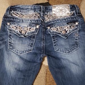 Miss Me women's cropped jeans